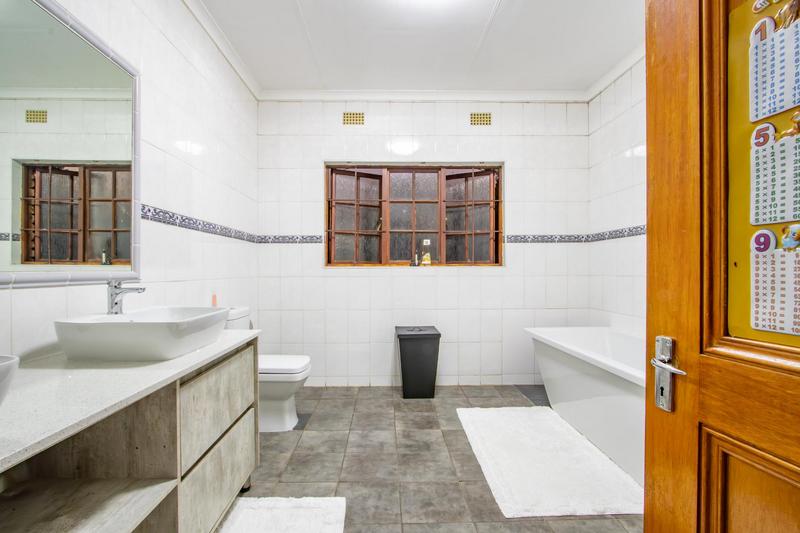 12 Bedroom Property for Sale in Kyalami Ah Gauteng