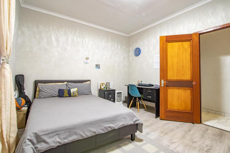 12 Bedroom Property for Sale in Kyalami Ah Gauteng