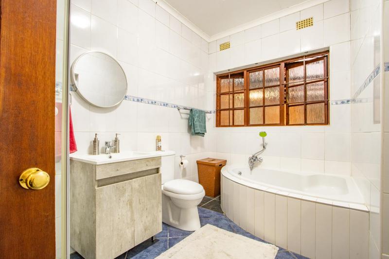12 Bedroom Property for Sale in Kyalami Ah Gauteng