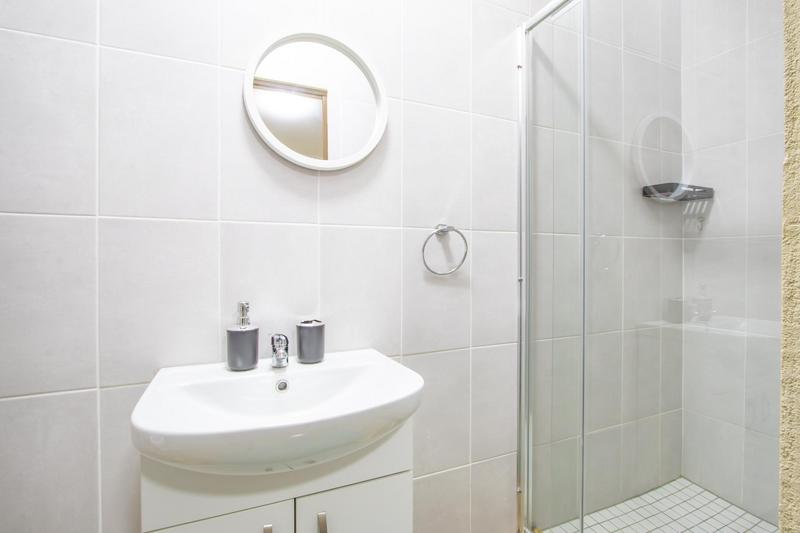 12 Bedroom Property for Sale in Kyalami Ah Gauteng