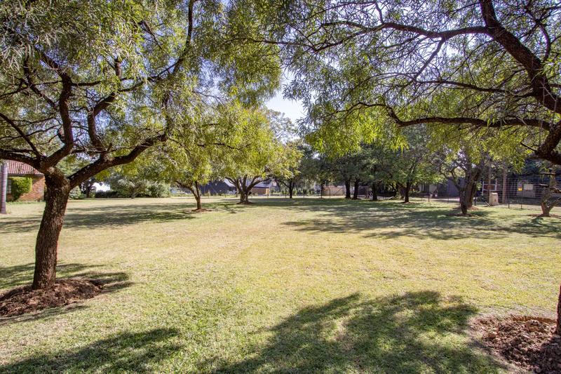 12 Bedroom Property for Sale in Kyalami Ah Gauteng