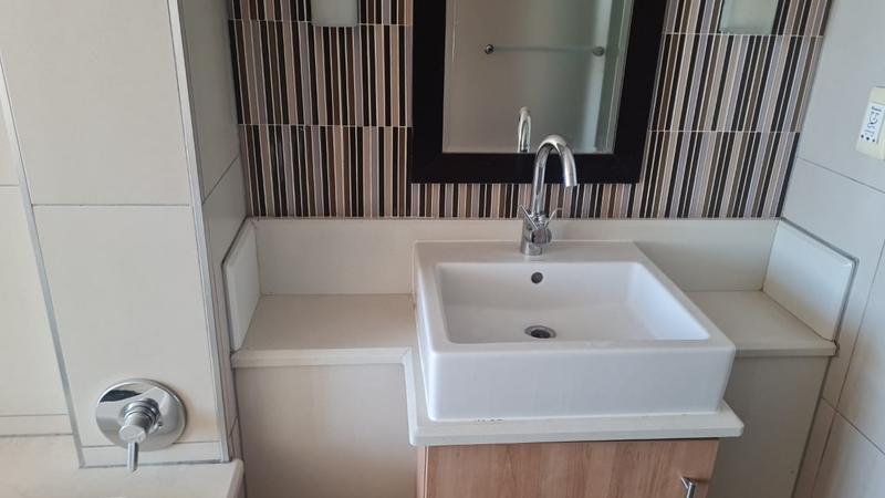 To Let 2 Bedroom Property for Rent in Bedford Gardens Gauteng
