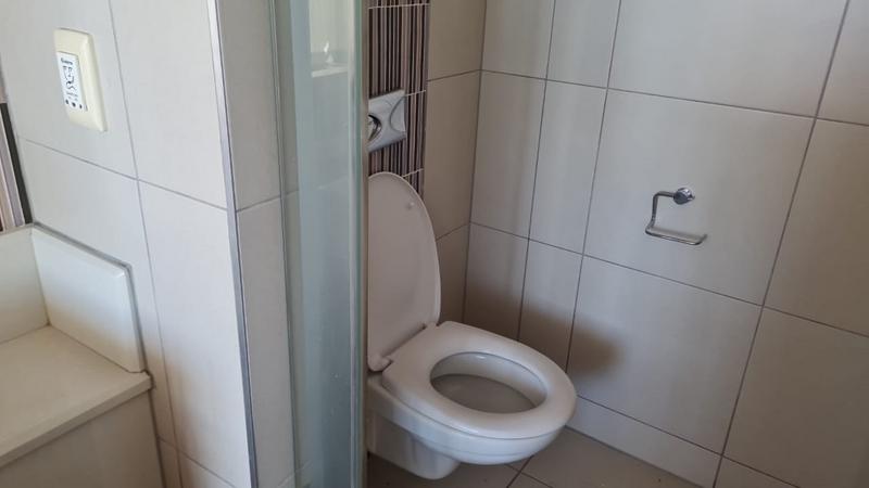 To Let 2 Bedroom Property for Rent in Bedford Gardens Gauteng