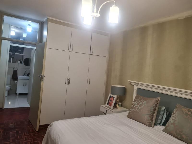 To Let 1 Bedroom Property for Rent in Bedford Gardens Gauteng