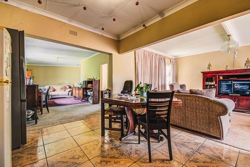 3 Bedroom Property for Sale in Verwoerdpark Gauteng