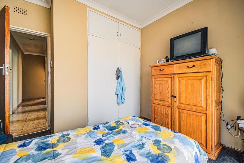 3 Bedroom Property for Sale in Verwoerdpark Gauteng