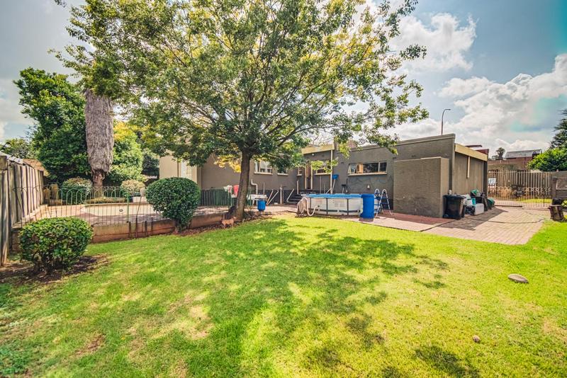 3 Bedroom Property for Sale in Verwoerdpark Gauteng