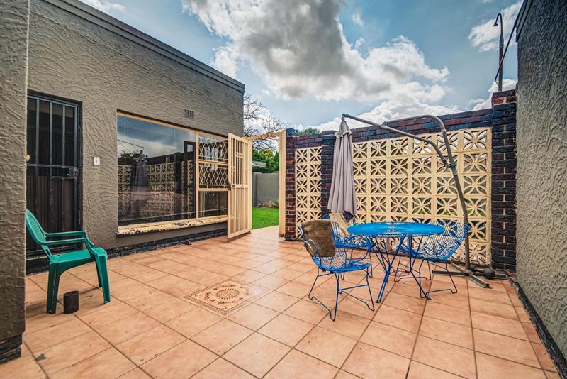 3 Bedroom Property for Sale in Verwoerdpark Gauteng