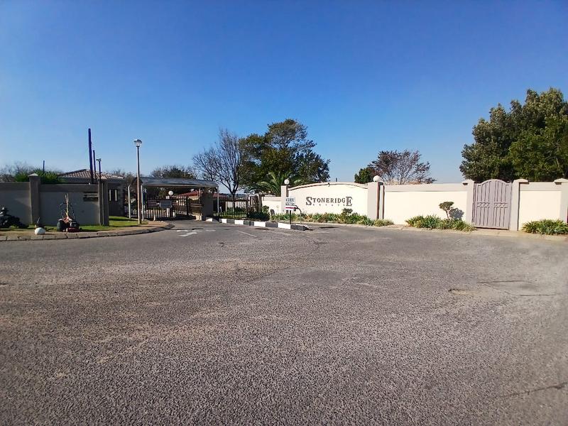 3 Bedroom Property for Sale in Noordwyk Gauteng