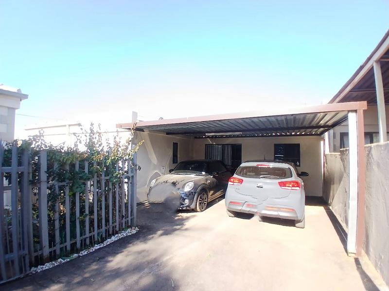 3 Bedroom Property for Sale in Noordwyk Gauteng