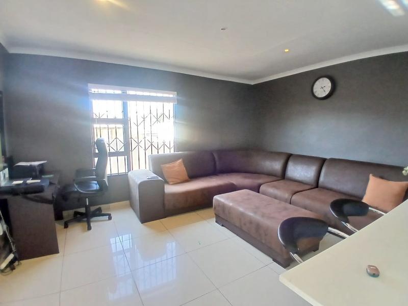 3 Bedroom Property for Sale in Noordwyk Gauteng