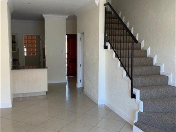 To Let 2 Bedroom Property for Rent in Sandton Central Gauteng
