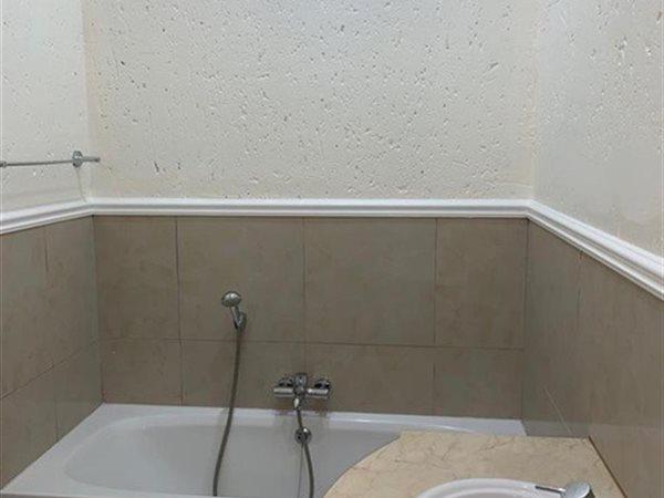 To Let 2 Bedroom Property for Rent in Sandton Central Gauteng