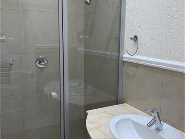 To Let 2 Bedroom Property for Rent in Sandton Central Gauteng