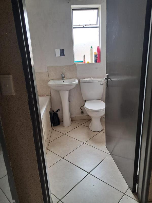 2 Bedroom Property for Sale in Jabulani Gauteng