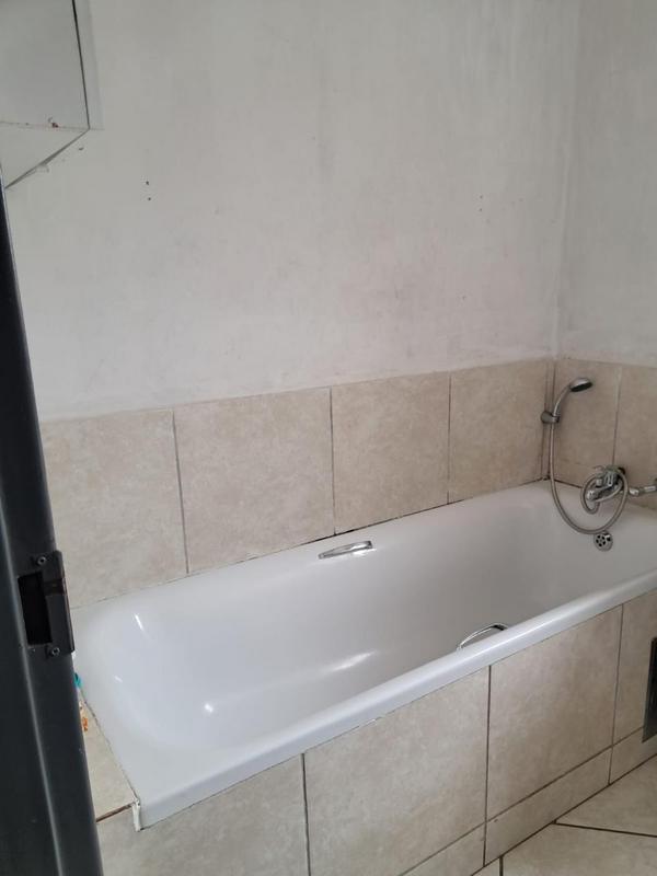 2 Bedroom Property for Sale in Jabulani Gauteng