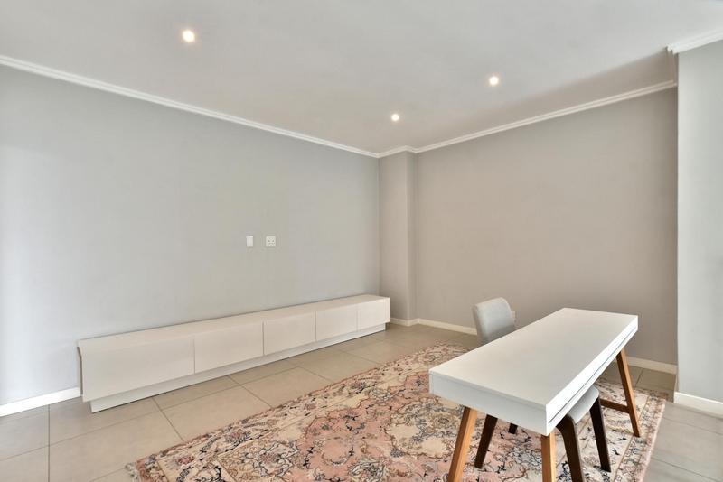 2 Bedroom Property for Sale in Morningside Gauteng