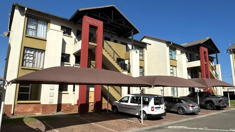 2 Bedroom Property for Sale in Noordwyk Gauteng