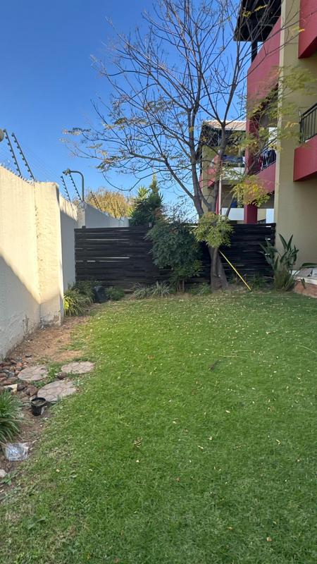 2 Bedroom Property for Sale in Noordwyk Gauteng
