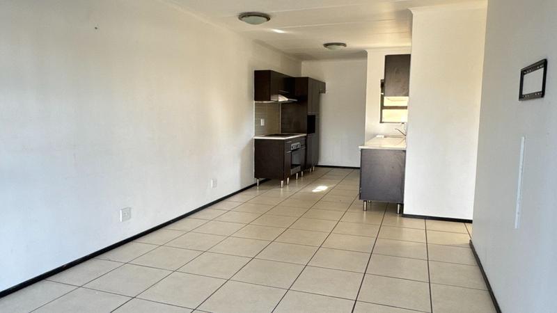 2 Bedroom Property for Sale in Noordwyk Gauteng