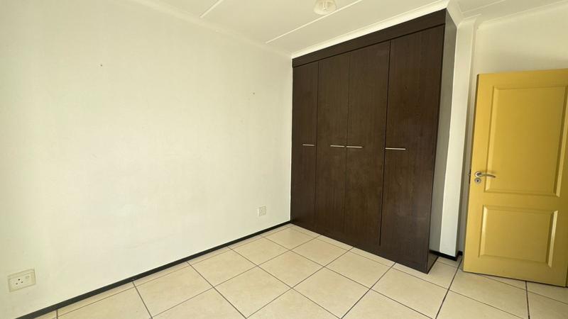 2 Bedroom Property for Sale in Noordwyk Gauteng