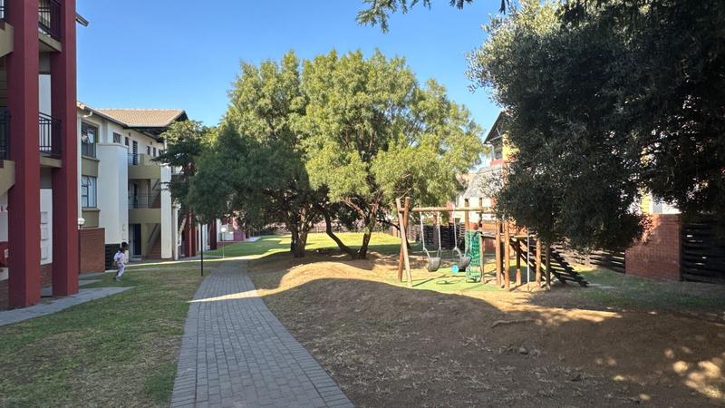 2 Bedroom Property for Sale in Noordwyk Gauteng