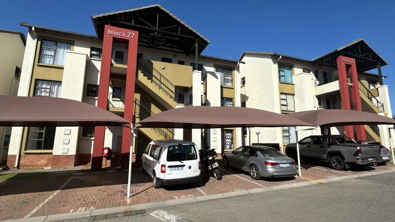 2 Bedroom Property for Sale in Noordwyk Gauteng