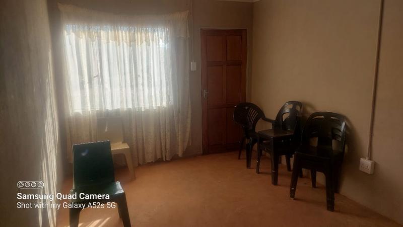 2 Bedroom Property for Sale in Rosslyn Gauteng