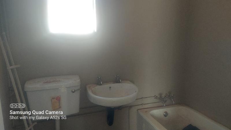2 Bedroom Property for Sale in Rosslyn Gauteng