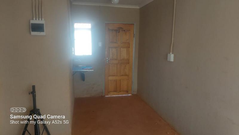 2 Bedroom Property for Sale in Rosslyn Gauteng