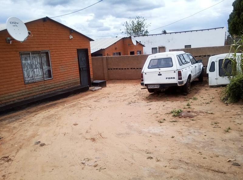 2 Bedroom Property for Sale in Mamelodi Gauteng
