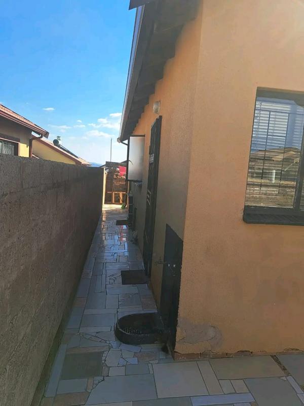 3 Bedroom Property for Sale in Soshanguve VV Gauteng