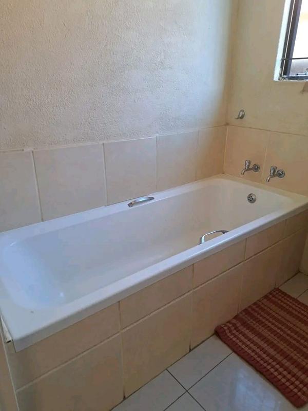 3 Bedroom Property for Sale in Soshanguve VV Gauteng