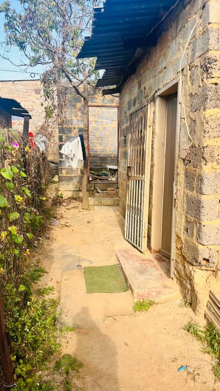 2 Bedroom Property for Sale in Cosmo City Gauteng