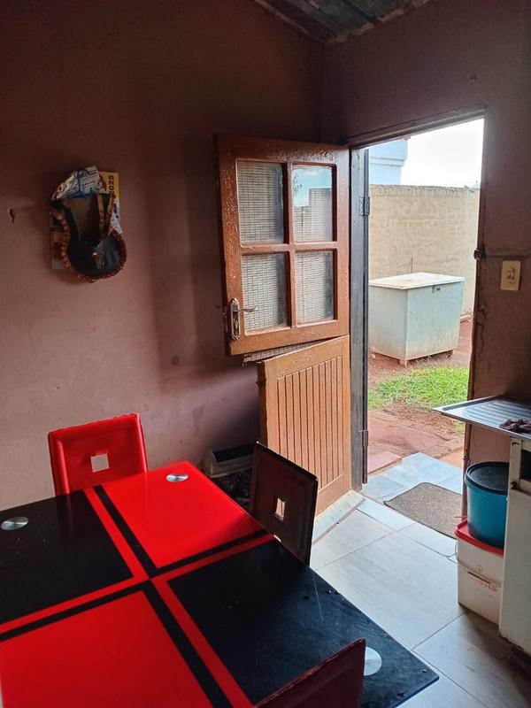 2 Bedroom Property for Sale in Lehae Gauteng