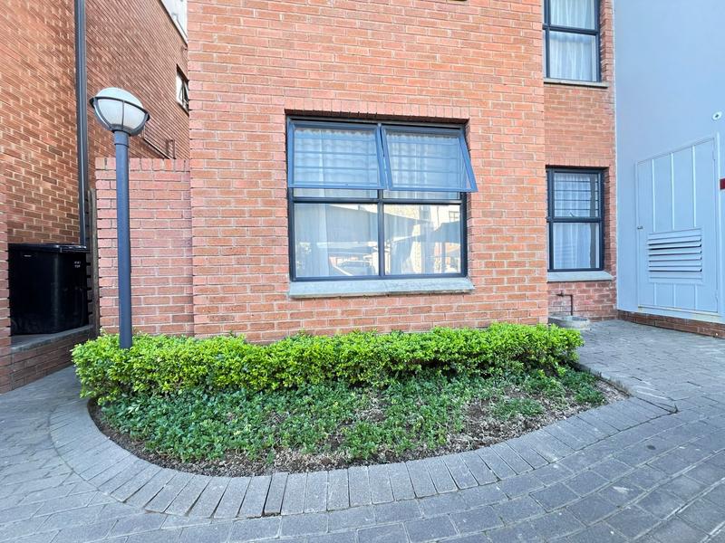 To Let 3 Bedroom Property for Rent in Olivedale Gauteng