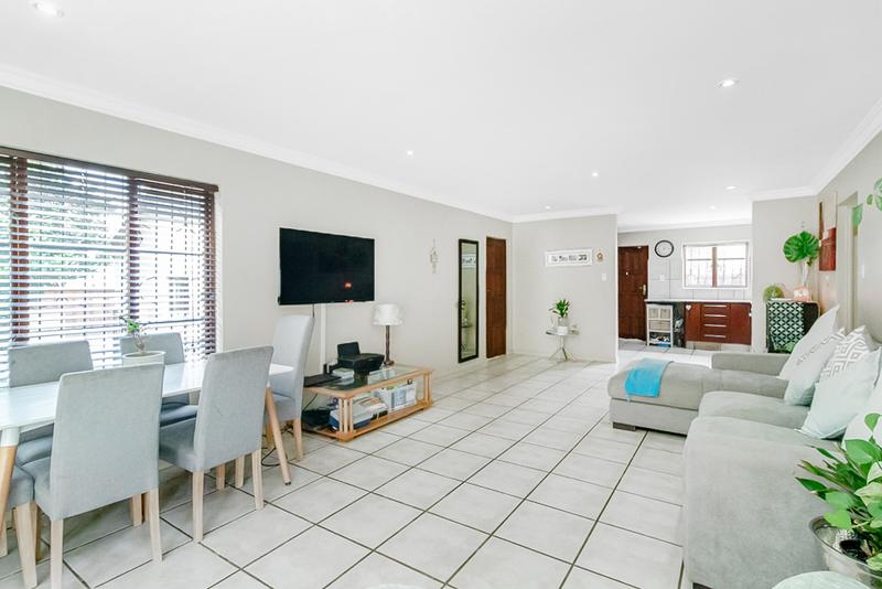 To Let 3 Bedroom Property for Rent in Randpark Ridge Gauteng