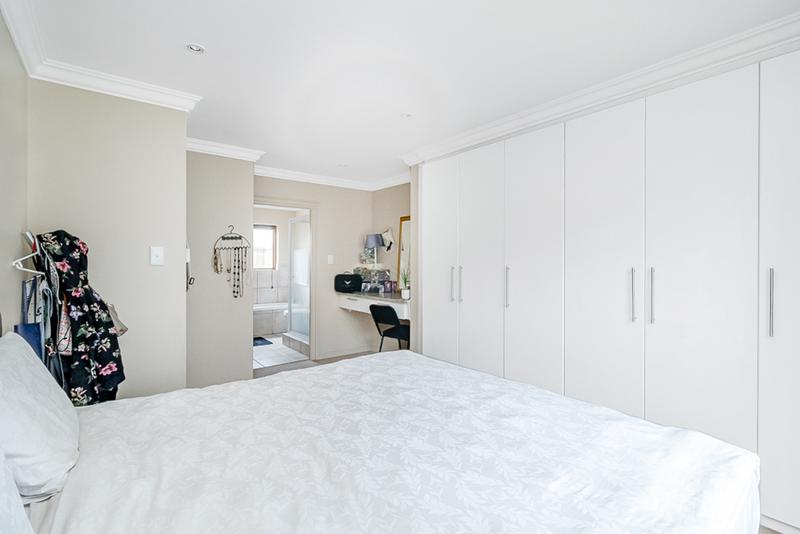 To Let 3 Bedroom Property for Rent in Randpark Ridge Gauteng