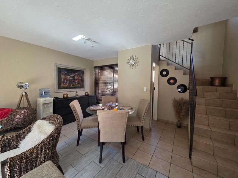 2 Bedroom Property for Sale in Groeneweide Gauteng
