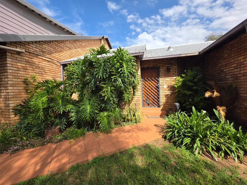 4 Bedroom Property for Sale in Sunward Park Gauteng