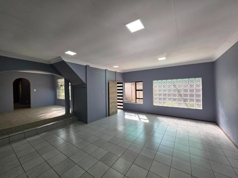 4 Bedroom Property for Sale in Sunward Park Gauteng