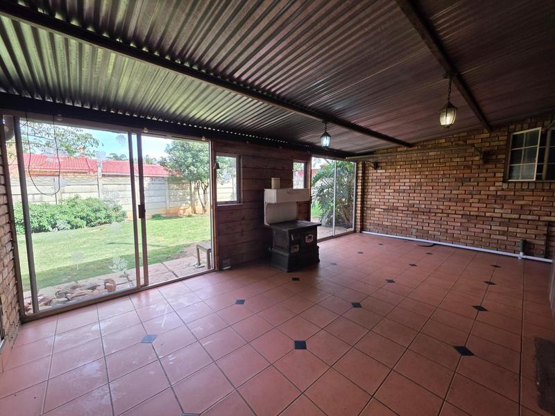 4 Bedroom Property for Sale in Sunward Park Gauteng