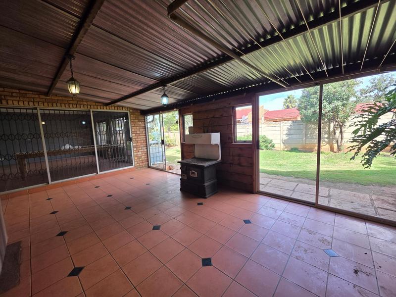 4 Bedroom Property for Sale in Sunward Park Gauteng
