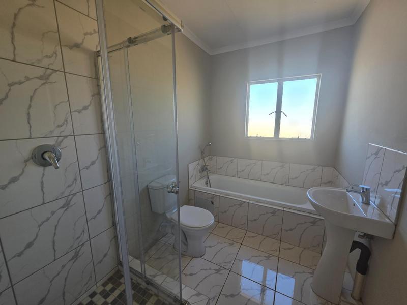 2 Bedroom Property for Sale in Buhle Park Gauteng