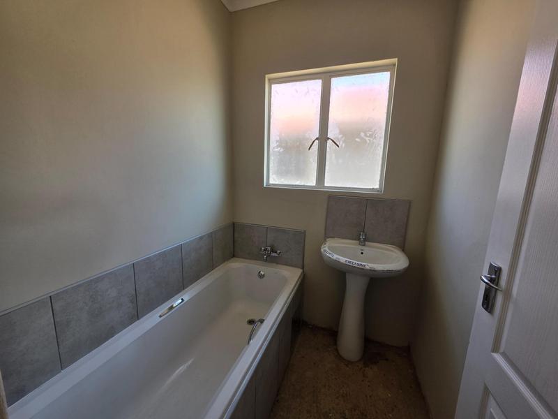 2 Bedroom Property for Sale in Buhle Park Gauteng
