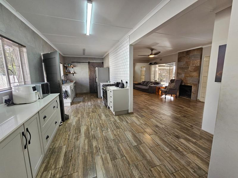 3 Bedroom Property for Sale in Highway Gardens Gauteng