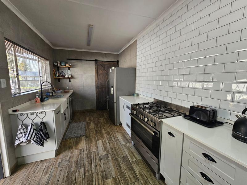 3 Bedroom Property for Sale in Highway Gardens Gauteng