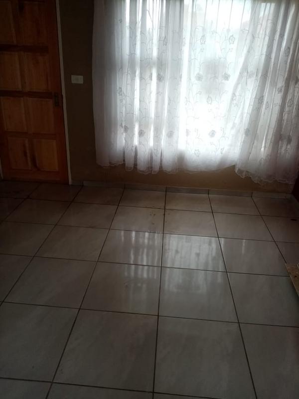 2 Bedroom Property for Sale in Dobsonville Gauteng