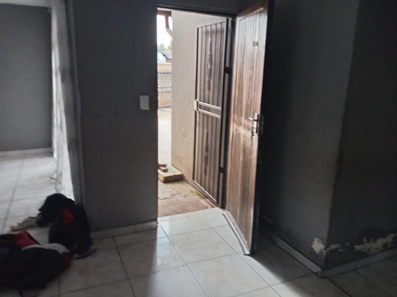 To Let 3 Bedroom Property for Rent in Protea Glen Gauteng