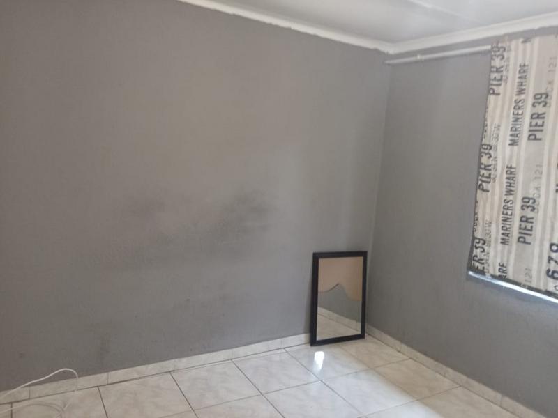 To Let 3 Bedroom Property for Rent in Protea Glen Gauteng
